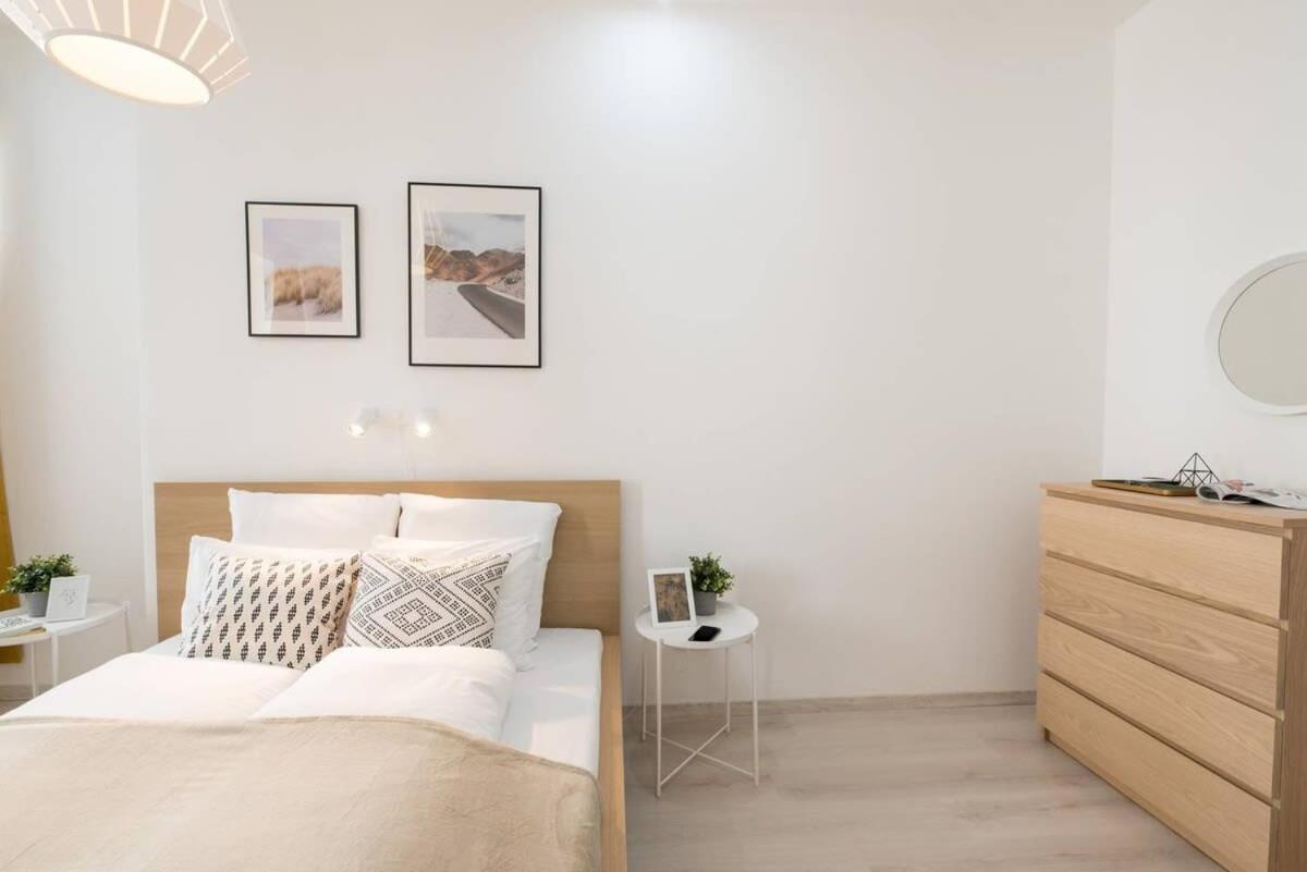 Trendy Central Apartment At Castle Budapest Exteriör bild