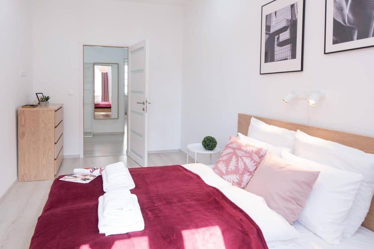 Trendy Central Apartment At Castle Budapest Exteriör bild