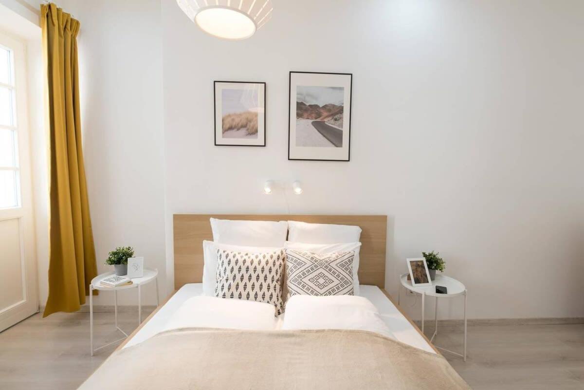 Trendy Central Apartment At Castle Budapest Exteriör bild
