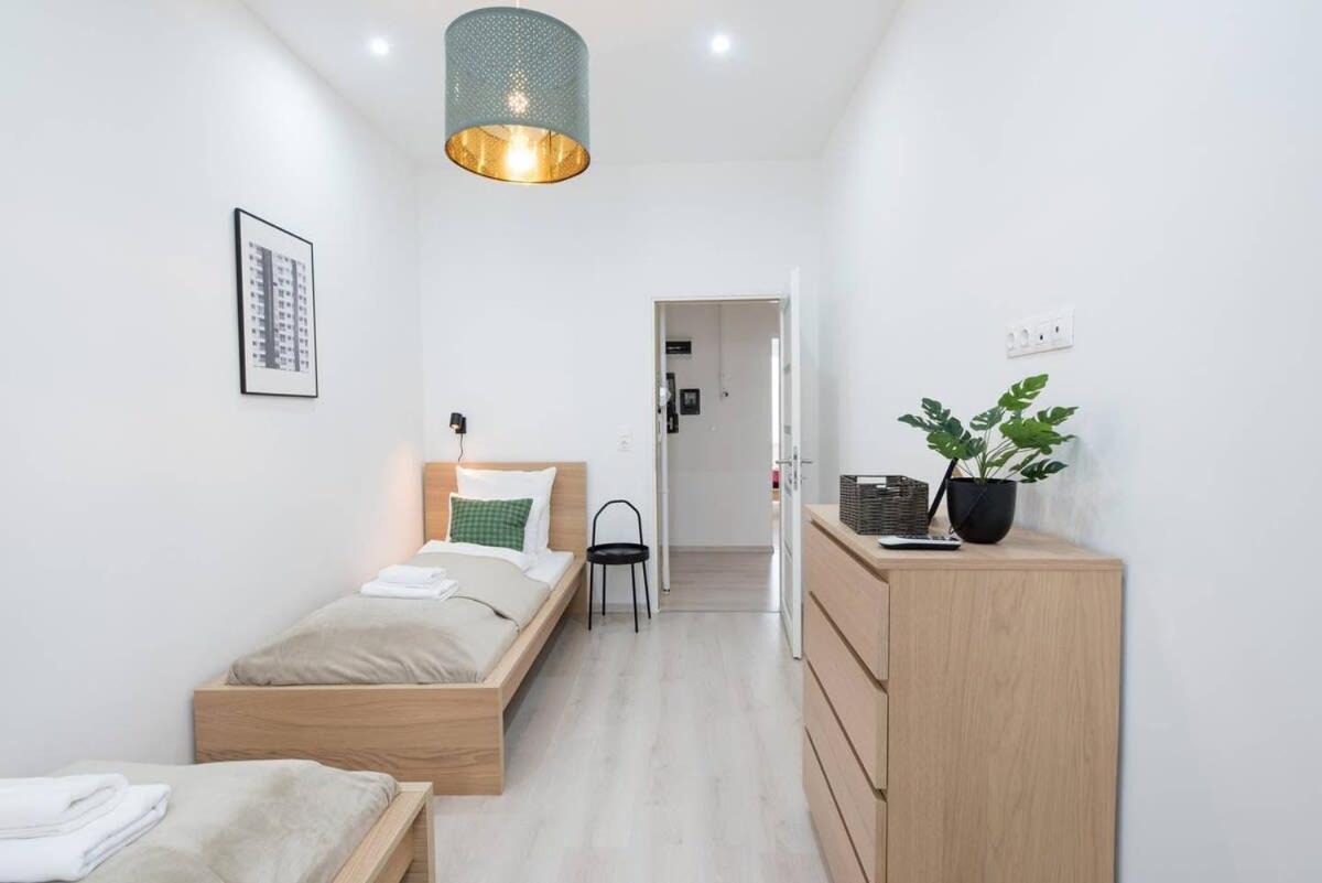 Trendy Central Apartment At Castle Budapest Exteriör bild