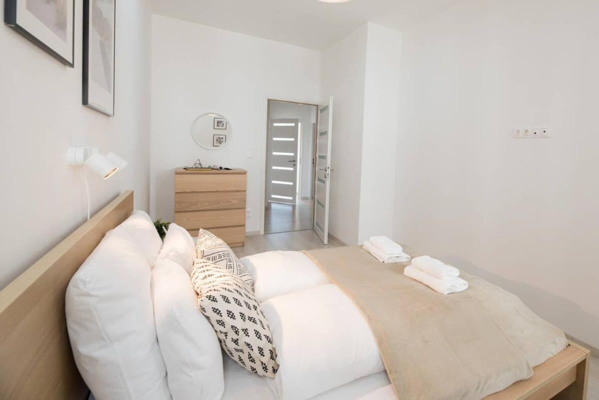 Trendy Central Apartment At Castle Budapest Exteriör bild